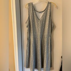 Brand new dress with pockets